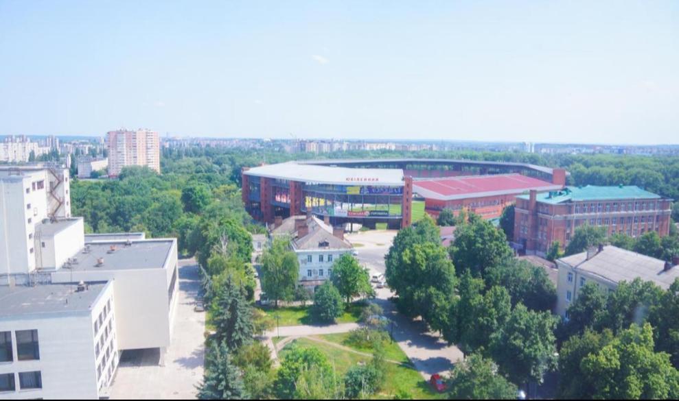 Театральна Площа Апартаменти Sumy Bagian luar foto